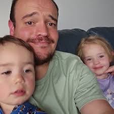 Gavin Cunningham's Instagram, Twitter & Facebook