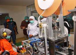Lowongan kerja pabrik terbaru, untuk posisi, operator produksi, operator packing, quality. Masker Langka Pemprov Jatim Bakal Bagi Bagi Masker Gratis Urbanasia Com