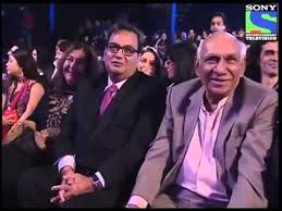 Image result for FilmFare 2015; ShahRukh & Ranbir Performing Funny