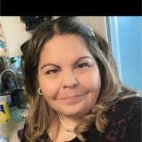 Kerri Squires's Instagram, Twitter & Facebook