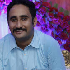 Mainak Sen's Instagram, Twitter & Facebook