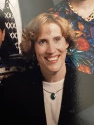 Elizabeth Buckner's Instagram, Twitter & Facebook