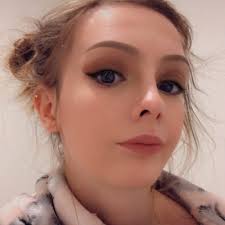 Selena Bailey (@SelenaB25679692)