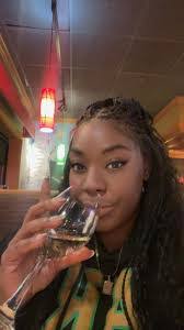 Bobbie Russo's Instagram, Twitter & Facebook