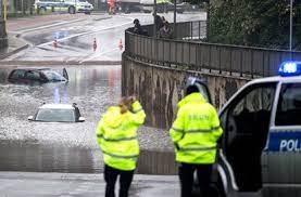Darunter seien starker wassereintritt in. Topthema Heftige Unwetter