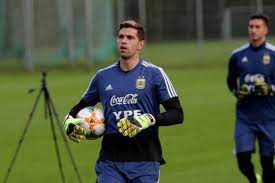 Ginés does research in otolaryngology, clinical psychology and community psychology. Emiliano Martinez Vuelve A Ser Convocado A La Seleccion Argentina Noticias De Mar Del Plata Noticias De Mar Del Plata