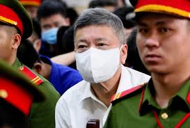 Bị cáo Trương Mỹ Lan hợp thức hóa hơn 500.000 tỉ đồng khi SCB giải ngân ra  sao?