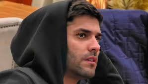 Hiper fm | agarra a tua música! Mae E Primo De Goncalo Quinaz Quebram Silencio Sobre Gritos Do Exterior