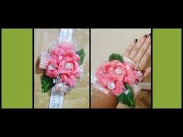 D I Y How To Make A Prom Corsage Como Hacer Un Corsage Para Prom Corsage Prom Corsage Diy Wedding