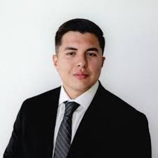 Eric Arteaga's Instagram, Twitter & Facebook