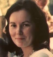 Sarah Holbrook's Instagram, Twitter & Facebook