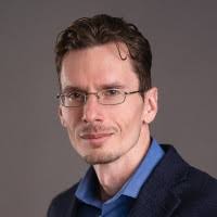 1600+ "Áron" profiles