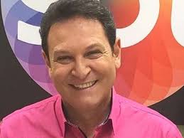 Por onde anda Luís Ricardo, apresentador que substituía Silvio Santos