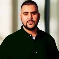 Cameron Showani's Instagram, Twitter & Facebook