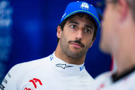 Daniel Ricciardo in talks over Red Bull future "quite a lot"