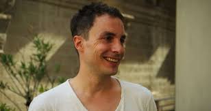 Programmation Festival d'Avignon 2021 : Marc Arnaud "La Métamorphose des  Cigognes" au Théâtre du Train bleu