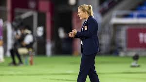 Deze prijs is ook voor de speelsters, de staf, de knvb, de oranjefans en iedereen die zich de afgelopen jaren heeft. Vopobx2eokusqm