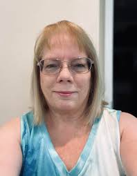 What hairstyle suggestions are there for fine and thin hair?