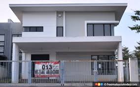 About 4% % of these are general medical supplies, 1%% are household gloves, and 1%% are safety gloves. Govt Turns To Crowdfunding To Solve Property Overhang Free Malaysia Today Fmt