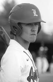 Macy Potter's Instagram, Twitter & Facebook