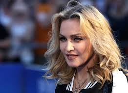 Dieser pinnwand folgen 277457 nutzer auf pinterest. Madonna Zeigt Ihre Adoptierten Zwillinge Nzz