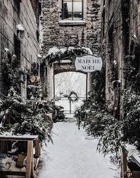 The Most Instgram Alley Christmas Market In Old Montreal Is Maisonpepin Christmas Aesthetic Xmas Lights Christmas Wallpaper
