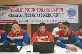 Ruang lingkup board manual ini berlaku di lingkungan pt pertamina (persero). Serikat Pekerja Pertamina Ru Iii Plaju Tolak Ahok Pimpin Direksi