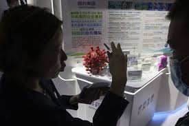 Este sábado parte un vuelo a china en busca de casi 800 mil dosis de la vacuna de sinopharm la salida está prevista para las 12.50, en tanto que el servicio pautado a moscú a las 7.30 de hoy se. Vacuna China Contra El Covid 19 Tiene Efectividad De 79 3