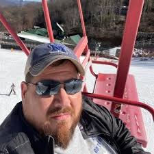 Chris Bowers (@chrismbowers)