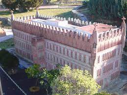 Col·legi de les teresianes de barcelona. File Catalunya En Miniatura Col Legi De Les Teresianes Jpg Wikipedia