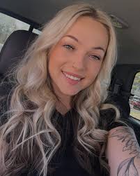 Dani Saunders (@danisaunderss) • Instagram photos and videos