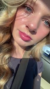 Savanna Bishop's Instagram, Twitter & Facebook