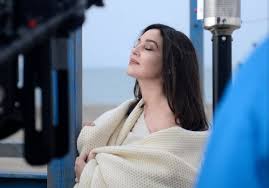 Ich bin quasi mit ihm und seinen filmen. The Matrix 4 Cast Filming Updates Monica Bellucci Can Return As Persephone Entertainment