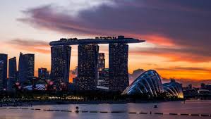 Rooftop bars in singapore are a huge trend. The Best Rooftop Bars In Singapore