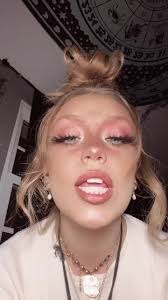 morgan kellar 😗💛 (@morgankellar)