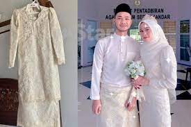 Team wom.my — august 6, 2016. Pengantin Kongsi Keajaiban Baju Nikah Arwah Mak Dulu Tak Muat Tapi Sebulan Sebelum Ijab Kabul Tiba Tiba Boleh Pakai Dia Lelaki Sama Saya Kenalkan Dekat Ibu Viral Mstar