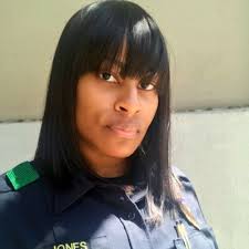 Tracy Jones (@tracyjones_)