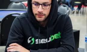 SCOOP: Luiz Duarte encontra Jake Schindler com KK e cai na mesa final do  Evento #100-H com baita prêmio