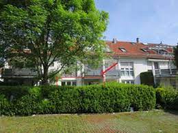 Drei mal drei häuser mit 106 eigentumswohnungen und 18 wohnungen für den geförderten mietwohnungsbau gruppieren sich um drei thematisch gestaltete höfe. Immobilien In Fellbach Ivd24 De