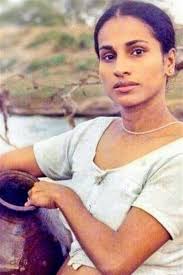 Actress Swarna Mallawaarachchi then and Now .