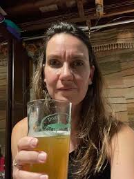 humorous conversation about relationships and sense of humor