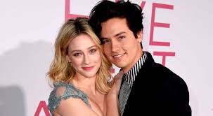 Super cool and nice guy. Cole Sprouse And Lili Reinhart Dismissed Rumors Of A Break After After Party Of Vanity Fair Oscar 2020 Riverdale Nchs Shows Oi Canadian