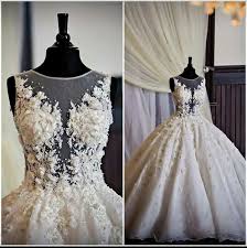 Inserito da vivastreet_6435032742 il 14/01/2021. Vendo Abito Da Sposa Bianco Taglia 40 42 Molto Raffinato Lastminuteaffari It