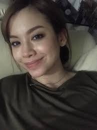 Runny eyeshadow 🙈 That's how you know wasak ang araw mo waha time get some  decent sleeeeep!