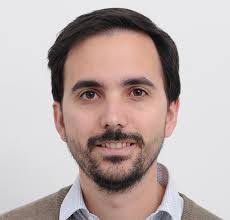 Phoebe Lindsay's Instagram, Twitter & Facebook