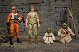 Star wars black series luke skywalker dagobah 40th anniversary esb 6 inch empire strikes back trooperbayshop 5 out of 5 stars (1,195) $ 19.99. Jedi Insider Star Wars The Black Series Esb40 Dagobah Luke Skywalker And Yoda Video Review And Images