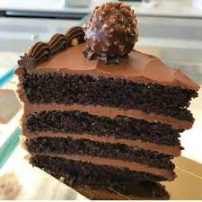 Epingle Par N A Y A T Y Sur Chocolate Cake En 2020 Dessert Chocolat Cuisine
