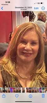 Senior woman seeks health conscious gentleman