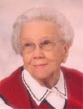 Kari Avery's Instagram, Twitter & Facebook