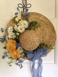 Summer Hat Straw Hat Garden Hat Wreath Alternative Front Etsy In 2021 Wreath Alternative Spring Wreath Gardening Hat